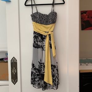 EUC BCBG Paris cocktail dress sz 2